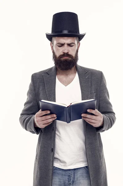勉強しないと 帽子の上の紳士は勉強本を読む 髭を生やした男が白人に孤立した 勉強に戻る 教育に戻る 個人指導だ プライベートレッスン 詩の研究 学校生活 — ストック写真