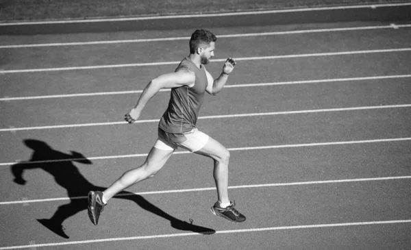 선수가 달린다 마라톤 단거리주자 달리기를 정력적 과인내 경기장 단거리 — 스톡 사진
