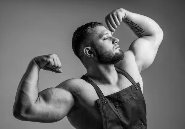 Handsome Man Wear Cook Apron Showing Biceps Muscles Strength — Foto Stock