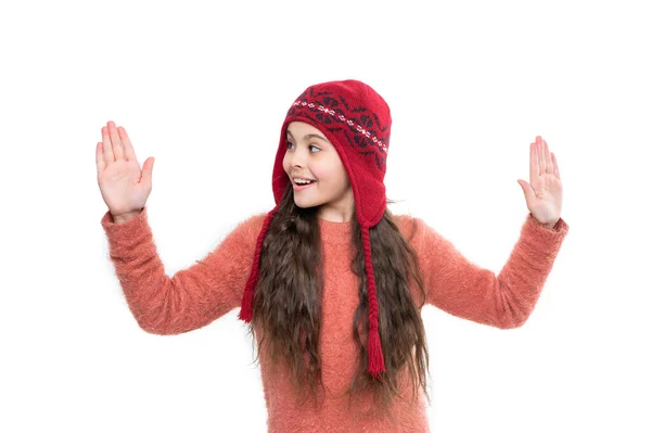 Menina Adolescente Chapéu Quente Mãos Para Cima Isolado Fundo Branco — Fotografia de Stock