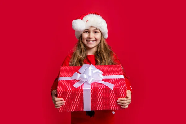 Ευτυχισμένο Νέο Έτος Θετική Έφηβος Κορίτσι Santa Καπέλο Παρόν Κουτί — Φωτογραφία Αρχείου