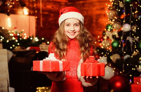 Navidad Tiempo Dar Ambiente Festivo Día Navidad Chica Santa Claus —  Fotos de Stock