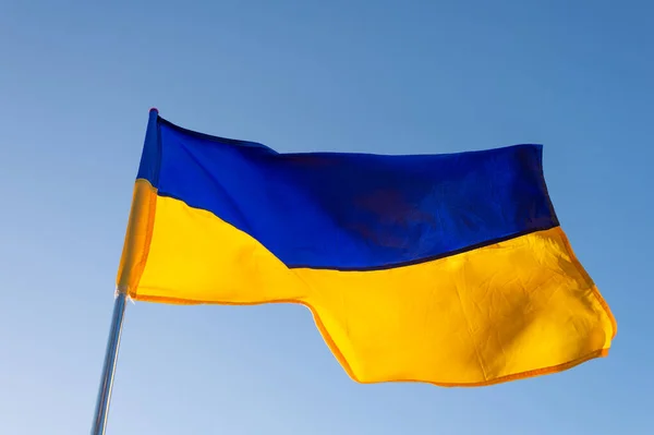 Ukrainische Flagge Als Symbol Des Nationalpatriotismus Patriotische Ukrainische Flagge Der — Stockfoto