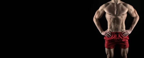 사람을 거린다 배경에 남자의 근육질 복근이 떨어져 근육질의 파피루스 스튜디오 — 스톡 사진