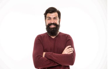 Sakal kılları farklı oranlarda uzar. Uzun sakallı ve bıyıklı bir adam beyaz arka planda. Harika bir sakal bırakmak için, ustura ve makasınızı bırakın ve bekleyin. Tıraş olmamak yeterli..