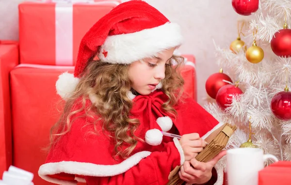 Geloof Wonderen Stuur Een Brief Naar Kerstman Wenslijst Kind Santa — Stockfoto