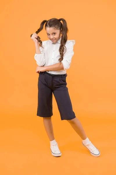 Spelen Met Haar Schoolmeisje Gelukkig Lachende Pupil Lang Haar Begin — Stockfoto