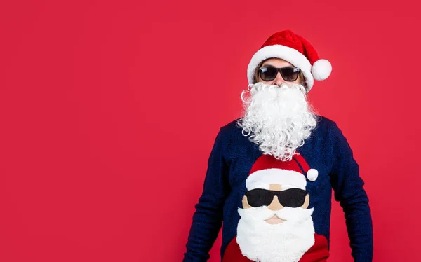 Gelukkig Bebaarde Man Kerstman Kostuum Vieren Wintervakantie Van Kerstmis Voel — Stockfoto