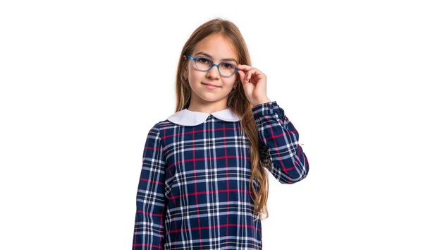 Genç Liseli Kız Stüdyoda Gözlük Takıyor Genç Kız Gözlük Takıyor — Stok fotoğraf