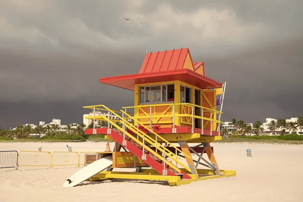 Rettungsschwimmturm Sandstrand Miami Usa — Stockfoto