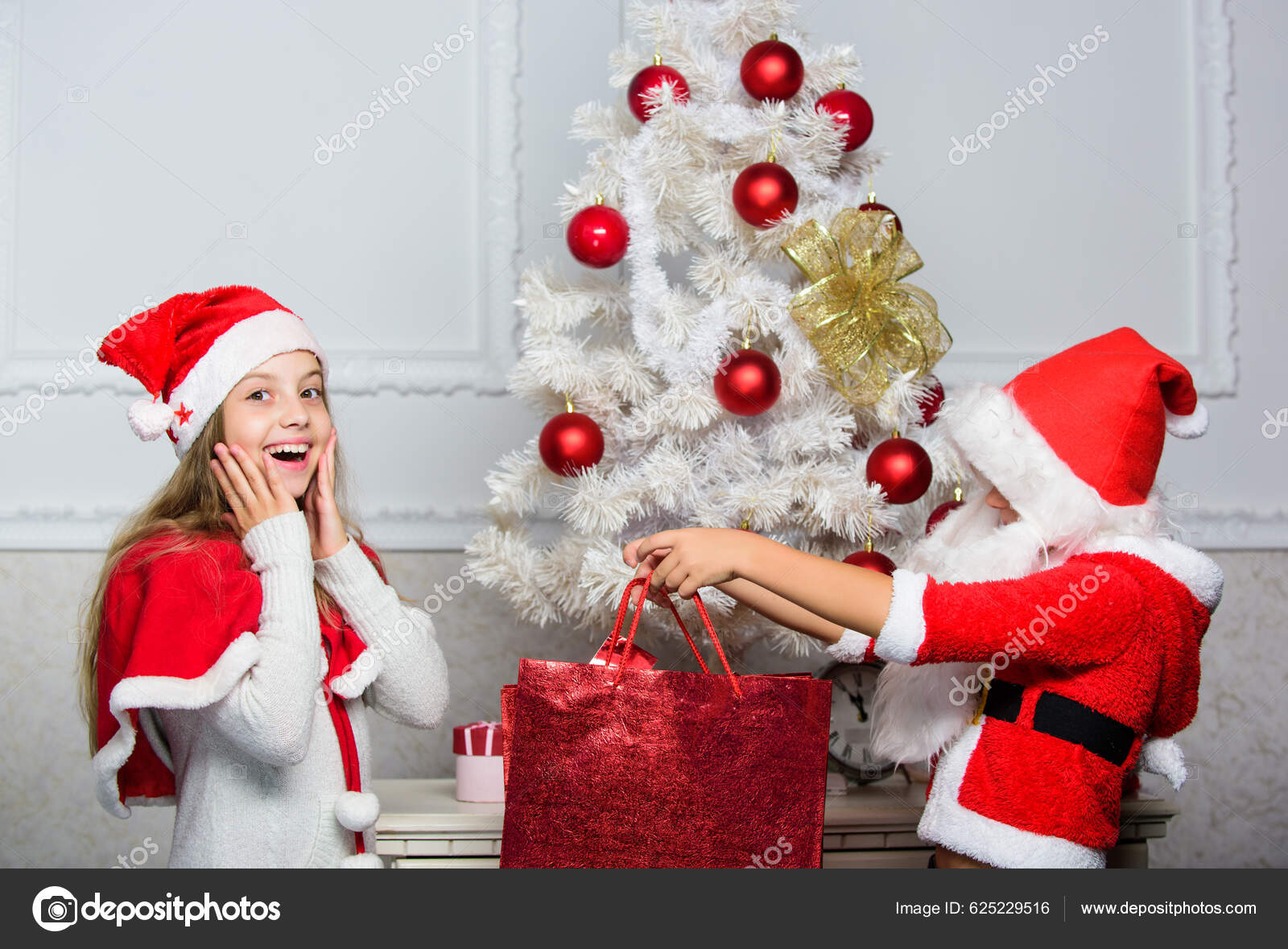Papá Noel Trae Regalos Desempaquetar Regalos Navidad Feliz Navidad