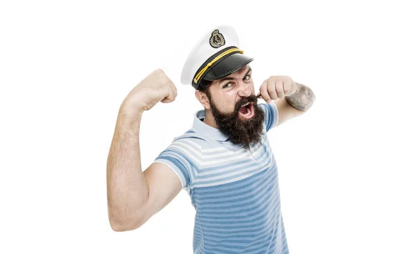 海の主よ旅行のコンセプト 夏休み ヒップスターひげ口ひげセーラー帽子 キャプテンクルーズライナー 残忍な船員は白で孤立した キャプテンコンセプト あごひげの男船長シークルーズ — ストック写真