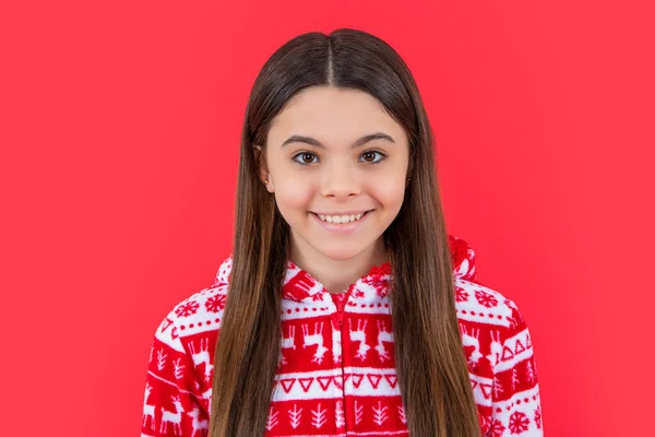 Veselé Vánoce Usmívající Teen Dívka Červených Vánočních Šatech Studiu Teen — Stock fotografie