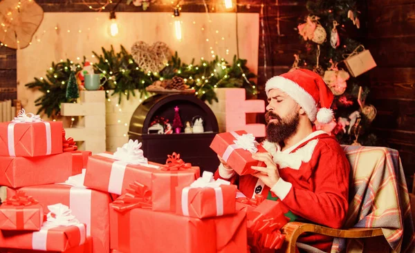 Isto Para Feliz Ano Novo Caixa Presente Natal Homem Barbudo — Fotografia de Stock