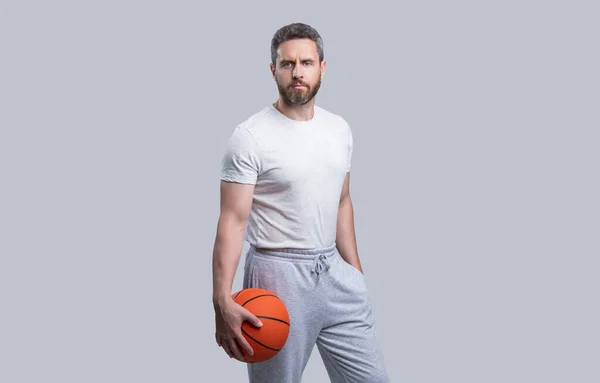 Leistungssportler Basketballspieler Studio Foto Eines Basketballspielers Mit Ball Basketballspieler Sportbekleidung — Stockfoto
