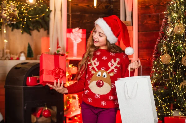 Svart Fredag Julförsäljning Unge Vinter Kläder Shopping För Jul Semester — Stockfoto