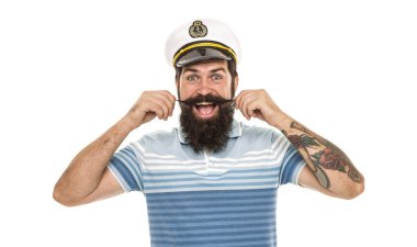 Neşeli kaptan denizci şapka gezisi, seyahat tutkusu konsepti..