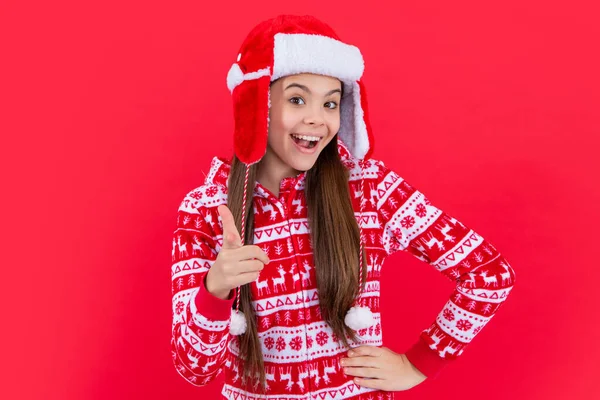 Joyeux Noël Heureux Adolescent Fille Rouge Noël Santa Earflap Chapeau — Photo