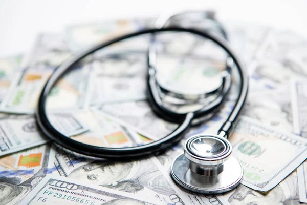 Medicinska Utgifter För Hälso Och Sjukvårdskoncept Pengar För Läkemedelskostnader Selektivt — Stockfoto