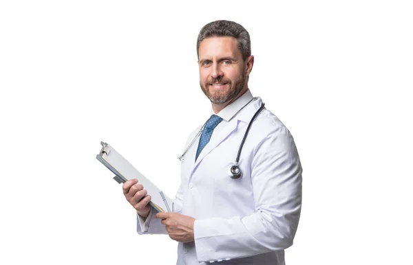 Šťastný Doktor Schránkou Doktor Izolovaný Bílém Lékař Držet Lékařské Záznamy — Stock fotografie