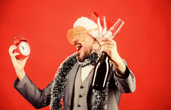 Kommt Nicht Spät Frohes Neues Jahr Geschäftsmann Weihnachtsmann Mit Lametta — Stockfoto