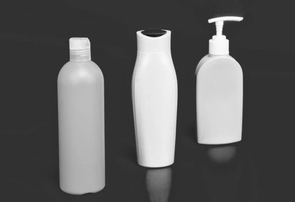 Nossas Soluções Embalagem Frascos Produtos Higiene Pessoal Fundo Rosa Garrafas — Fotografia de Stock