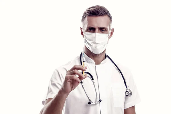 Tıbbi Yüz Maskesi Takan Sağlık Görevlisi Covid Tedavisi Için Şırınga — Stok fotoğraf