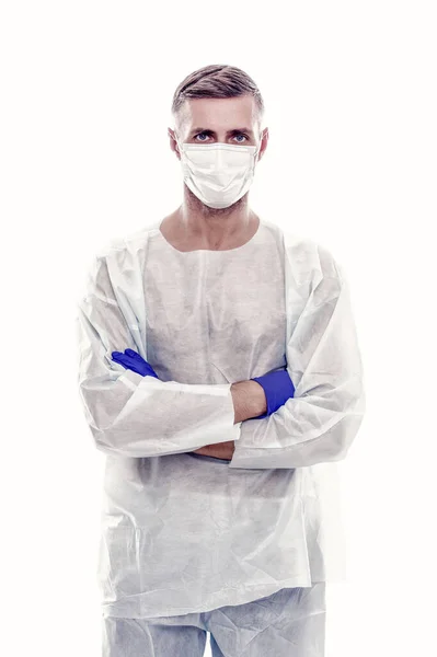 Koruyucu Kostümlü Bir Tıp Işçisi Beyazlar Içinde Izole Edilmiş Kovid19 — Stok fotoğraf