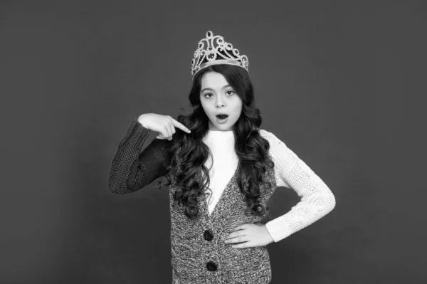 Selfish Child Crown Self Confident Queen Expressing Smug Arrogant Princess — Stock Photo, Image