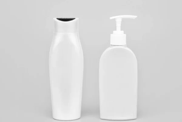 Tökéletes Fürdőszobai Termékek Csomagolásához Sampon Kondicionáló Üvegek Kozmetikai Palack Sárga — Stock Fotó
