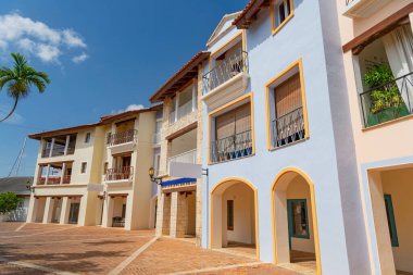 Ev inşaatı görüntüsü. Evin dış cephesi. Ev inşa cephesi. Bina verandası..