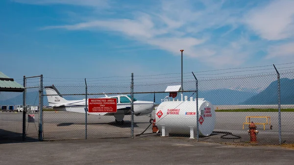 Wrangell Alaska Usa Maja 2019 Łatwopalny Obszar Zastrzeżony Samolotem Cysterną — Zdjęcie stockowe