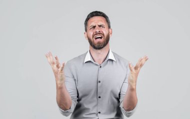 Oh hayır. Gömlekli, olgun sakallı, yorgun iş adamı. Tüylü stresli bir adam. İş modası tarzı. Çok çalışan erkek CEO. Patron ve çalışan. Güven ve başarı. ofis çalışanı.