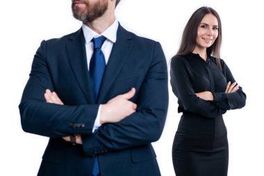 Resmi kıyafet giymiş işadamı ve çalışanın görüşü. İş patronu ve çalışanın fotoğrafı. İşletme patronu ve çalışanı beyaz arka planda izole edilmiş. Stüdyoda iş patronu ve çalışan.