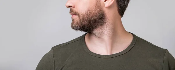 Vista Recortada Del Hombre Caucásico Con Pelo Barba Hombre Caucásico —  Fotos de Stock