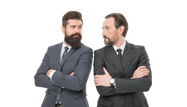 男性は成功した起業家の白い背景 ビジネスチーム ビジネスマンの概念 男の髭は正式なスーツを着ている 手入れの行き届いたビジネスマンだ チームワークだ 彼らのプロジェクトへの情熱 — ストック写真