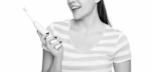 Щаслива Дівчина Електричною Зубною Щіткою Ізольована Білому Тлі — стокове фото