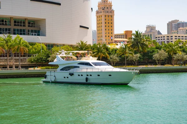 Miami Florida Eua Abril 2021 Iate Luxo Verão — Fotografia de Stock