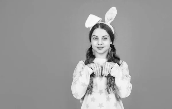 Happy Easter Child Girl Bunny Rabbit Ears Pajamas Copy Space — Stock Photo, Image