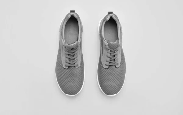 Sneakers Sportive Blu Coppia Sfondo Giallo Calzature — Foto Stock