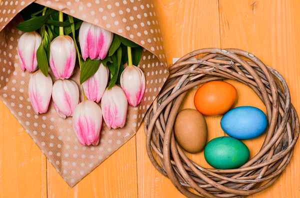 Bahar Tatili Mutlu Paskalyalar Paskalya Yaklaşıyor Paskalya Yumurtası Topluyorum Bahar — Stok fotoğraf