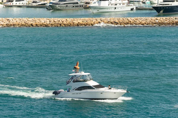 Vacanza Estiva Barca Motore Foto Gita Barca Yacht Barca Mare — Foto Stock