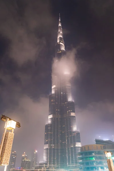 Dubai Verenigde Arabische Emiraten December 2017 Verlichte Burj Khalifa Tower — Stockfoto