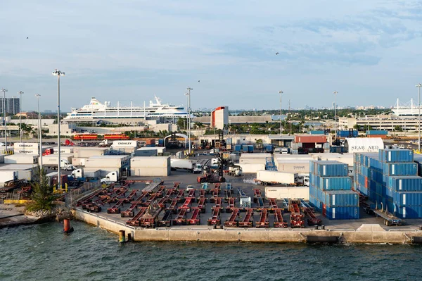 Miami Florida Verenigde Staten Maart 2016 Zeevracht Haven Verzending Met — Stockfoto