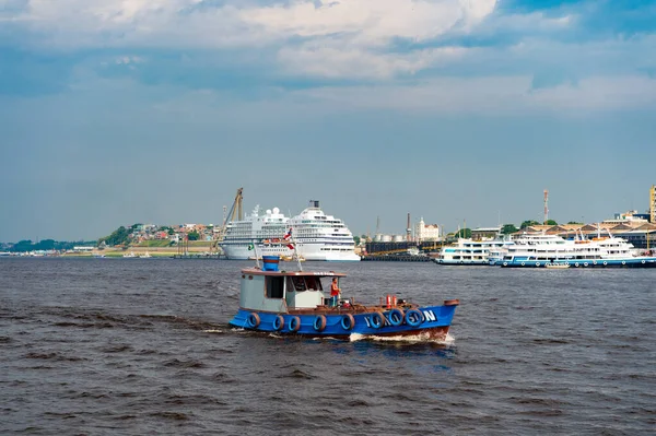 Manaus Brazilië December 2015 Boot Varen Zomerhaven — Stockfoto