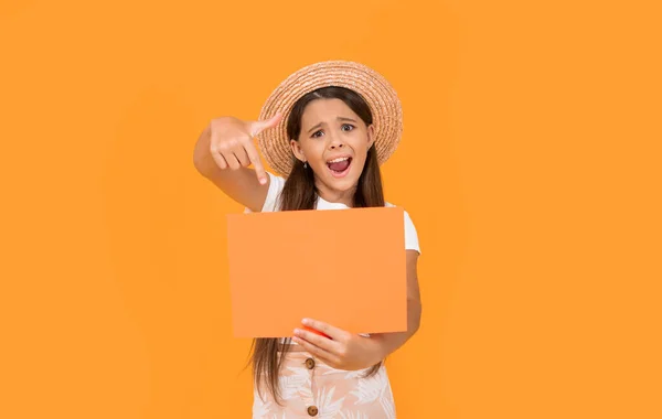 Shocked Teen Kid Copy Space Orange Paper Yellow Background Point — Fotografia de Stock