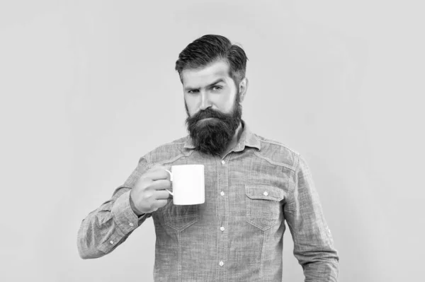 Serious Caucasian Man Holding Mug Yellow Background Tea Break — Stock Fotó
