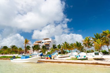 Costa Maya, Meksika - 1 Şubat 2016: Tekneyle yaz tatili ve seyahat yeri.