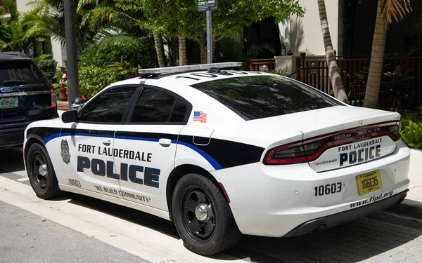 Miami Florida Eua Março 2023 Dodge Charger Carro Emergência Policial — Fotografia de Stock