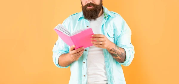 Cropped Hipster Guy Reading Notebook Yellow Background Erudition — Foto Stock